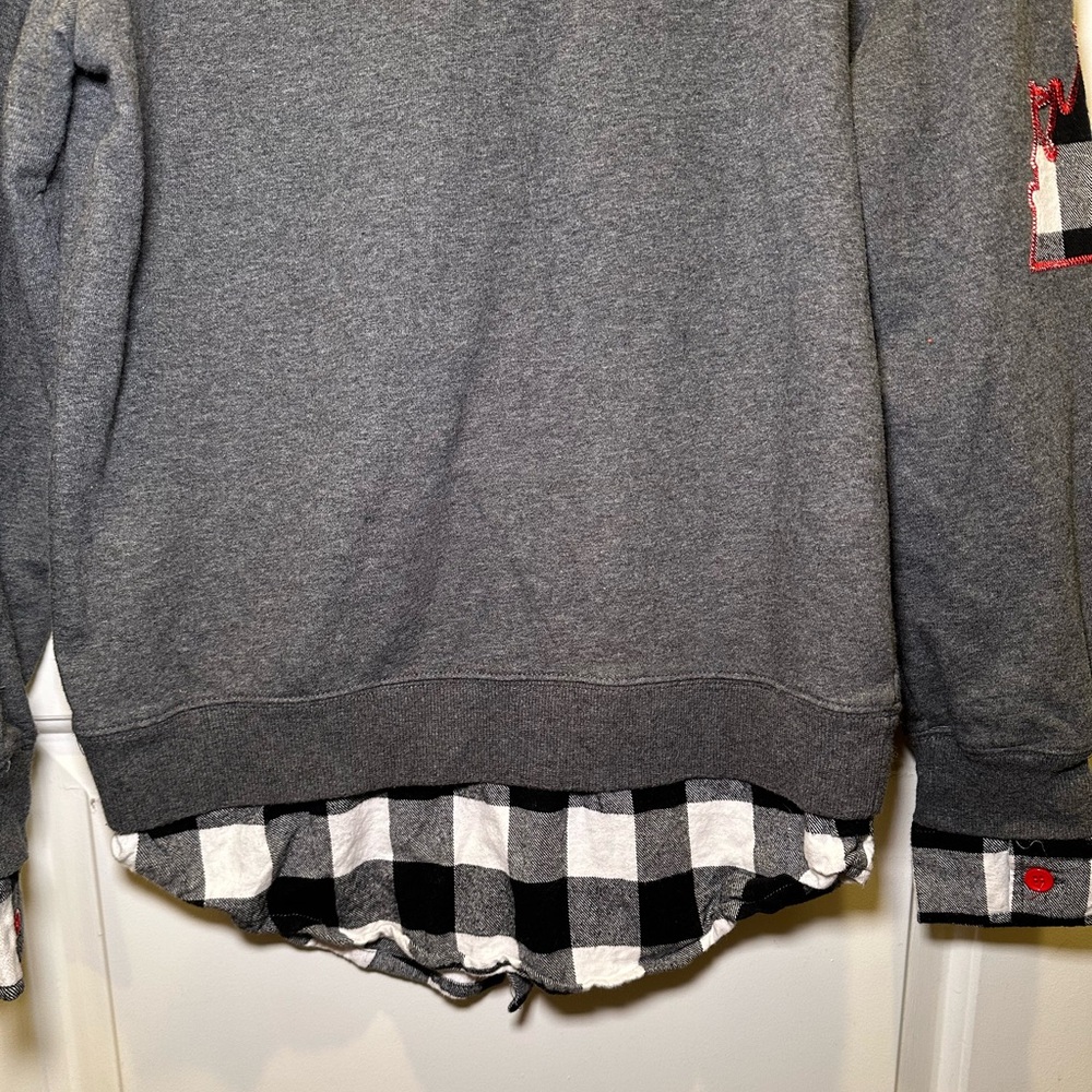 Like New Disneyland Mickey Mouse Buffalo Plaid Unisex Embroidered Sweater - Picture 13 of 13
